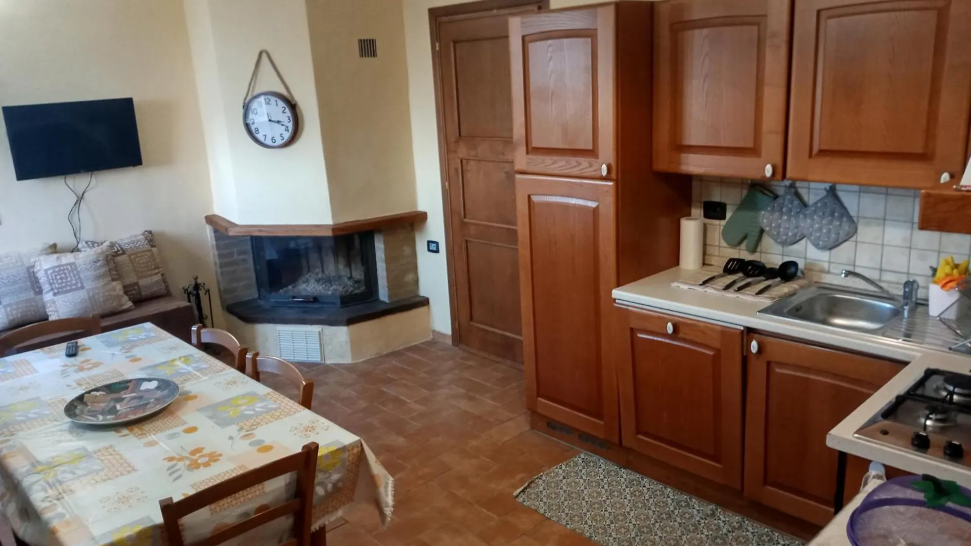 Apartment Appartamento Vacanze Volterra